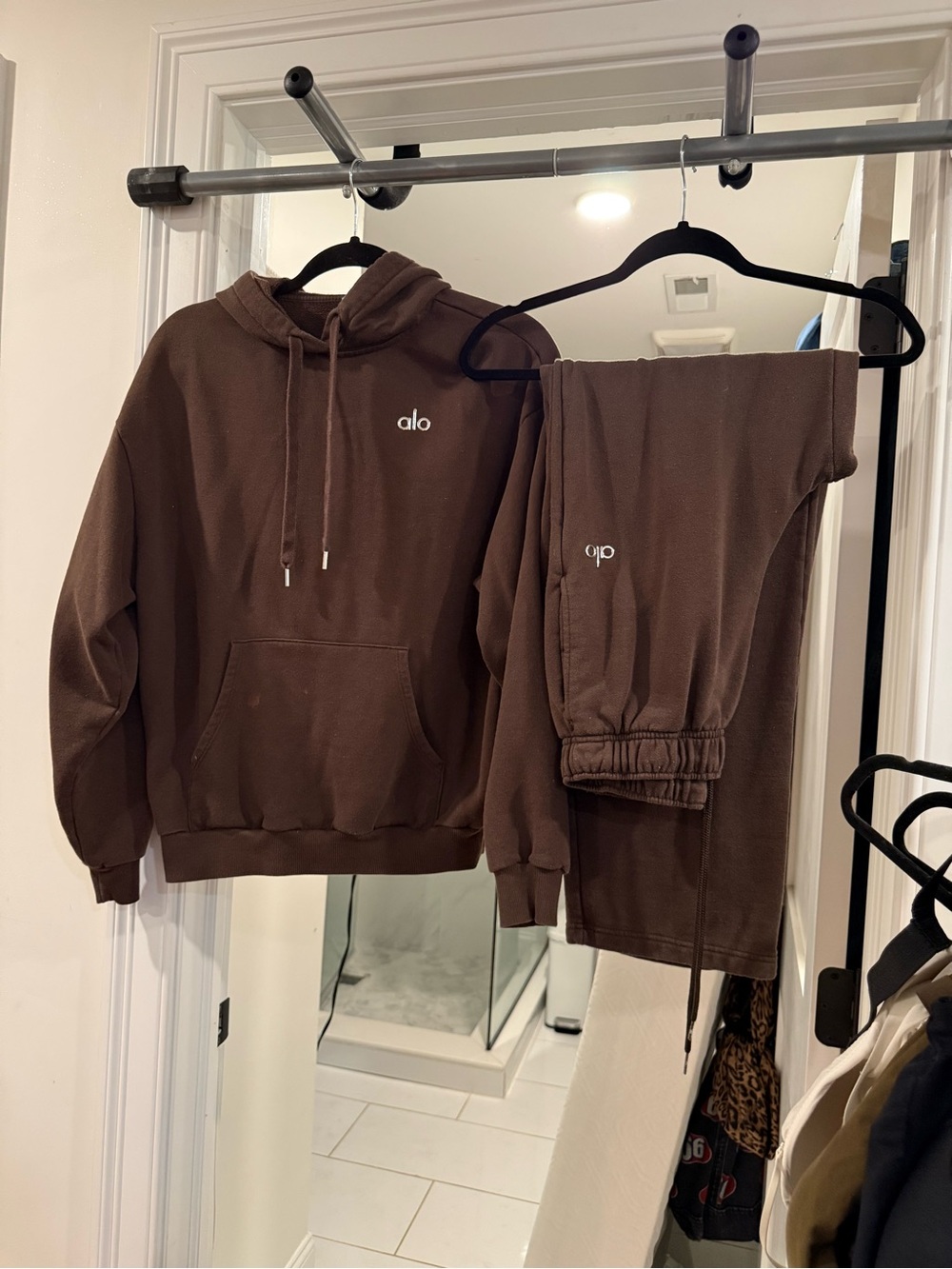 ALO Yoga Brown Track Pants & Hoodie Set